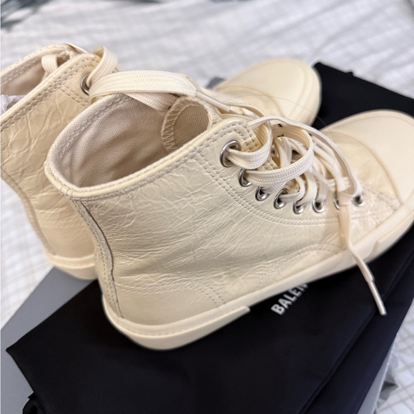 Balenciaga Beige High-Top Sneakers - Picture 3 of 9